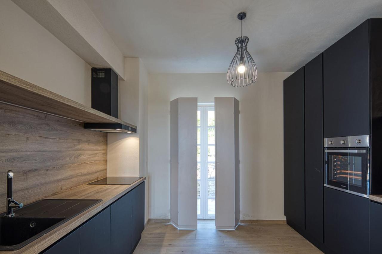 Mirandola Suites Аренцано Екстериор снимка