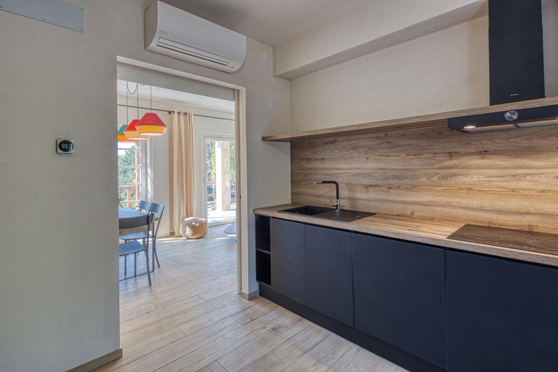 Mirandola Suites Аренцано Екстериор снимка